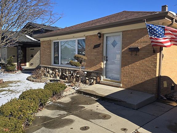 3rd image of 9621 S Kostner Ave