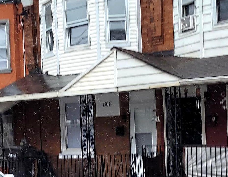 1st image of 808 E Westmoreland St