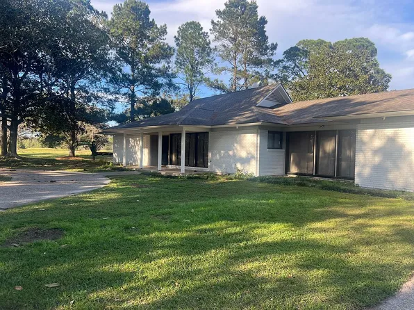 11921 King Richard Dr, Baton Rouge, LA 70815