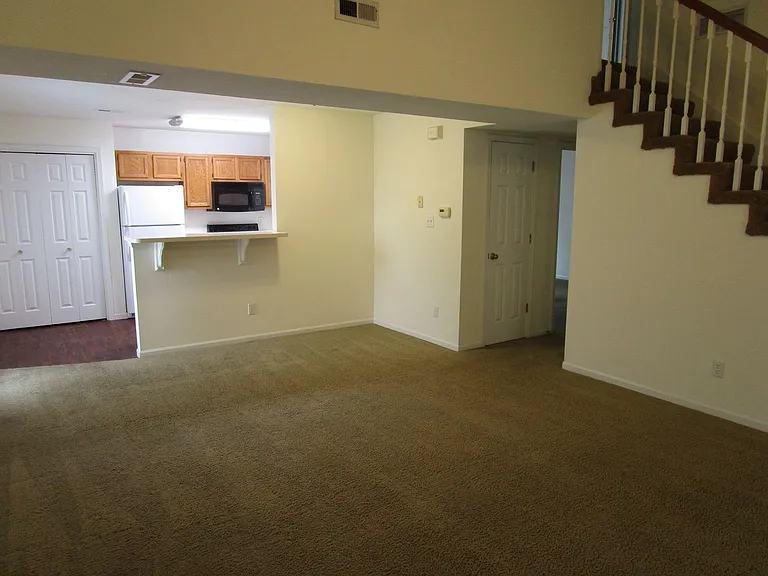 5004-5006 Betty Jean Way — Photo 5