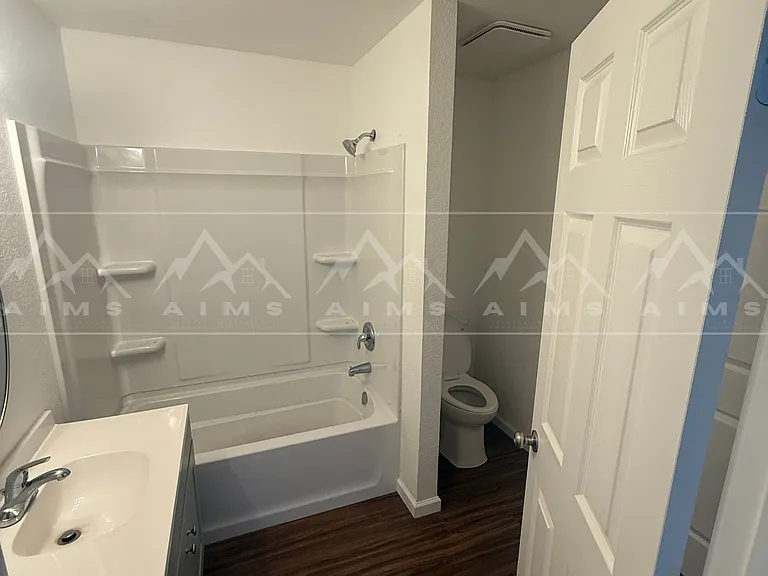 3311 E 84th Ave #5 — Photo 10