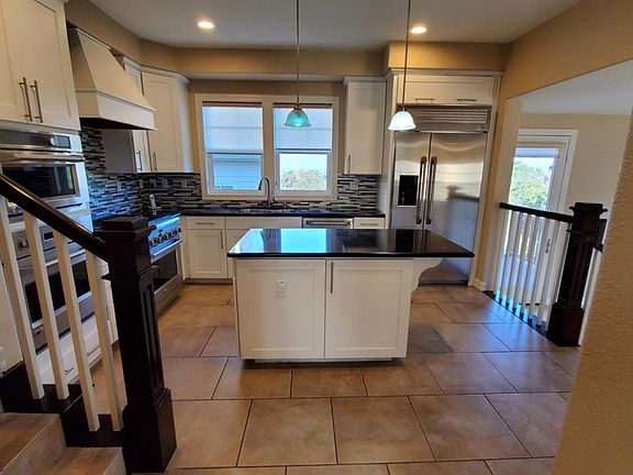5th image of 45 Live Oak Dr