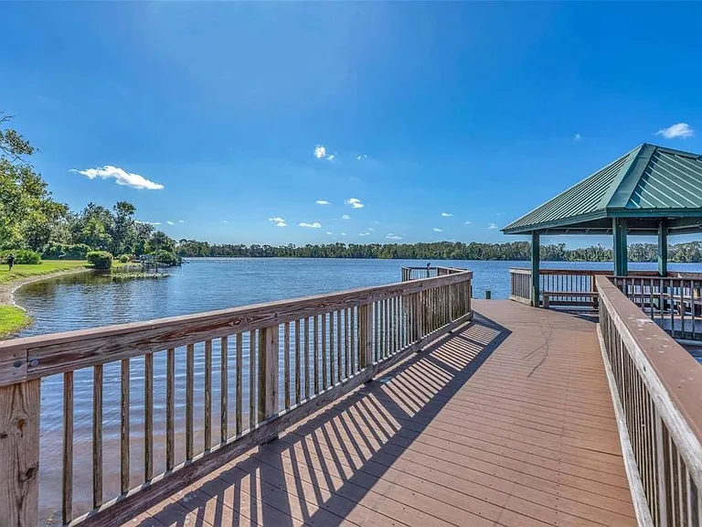 1702 Horseshoe Dr — Photo 37