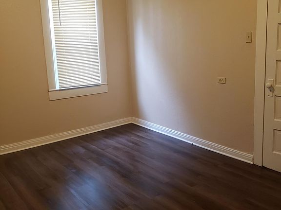 4th image of 615 Sidney St