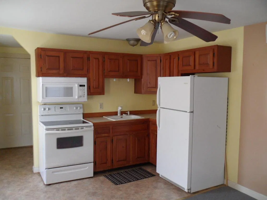 2 bed, 800 sqft, $1,200 — Photo 1