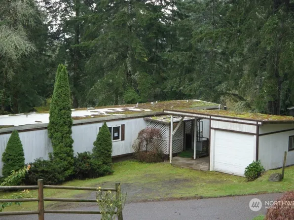 40 NE Schooner Place, Belfair, WA 98528