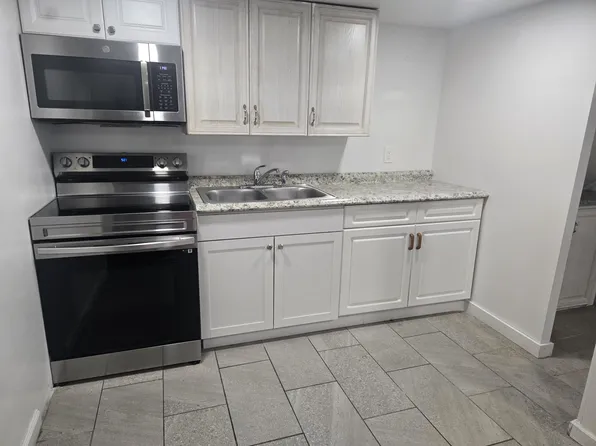 (undisclosed Address), Hicksville, NY 11801