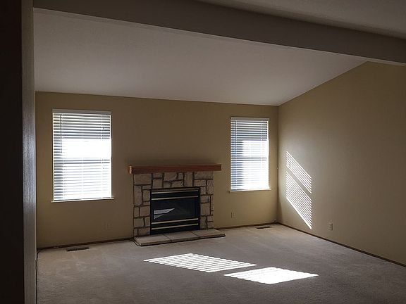 2nd image of 975 Railborne Dr