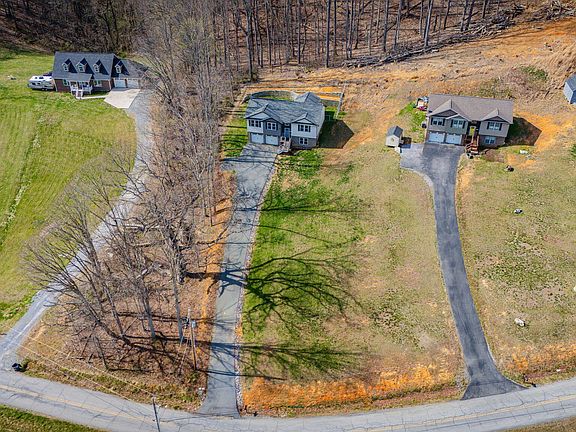 4th image of 861 Cedar Branch Rd