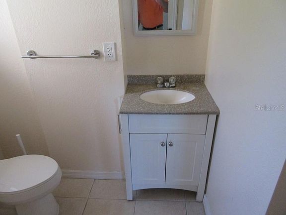 5th image of 1272 Armsdale Ave