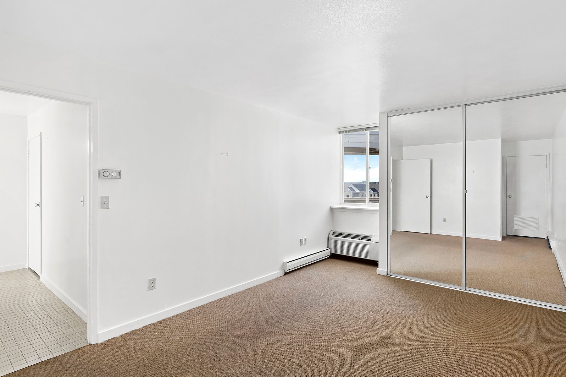 253 Dune Rd Yardarm Unit 69E in Westhampton Beach Out East