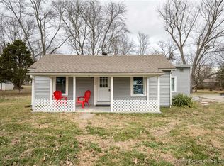 168 3rd St, Charlestown, IN