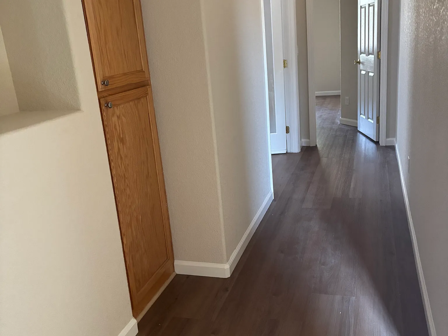 4 bed, 2095 sqft, $2,850 — Photo 4