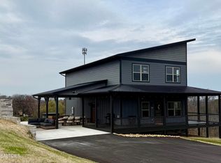 1640 Myers Rd, Sevierville, TN 37862