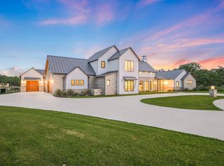 176 Westgate Loop, Horseshoe Bay, TX 78657