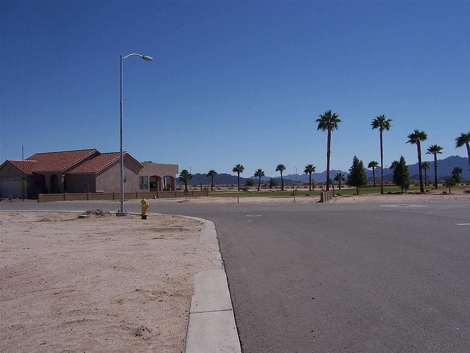 2nd image of 11811 S Kofa St