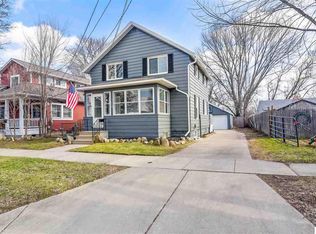 417 Bates St, Jackson, MI 49202