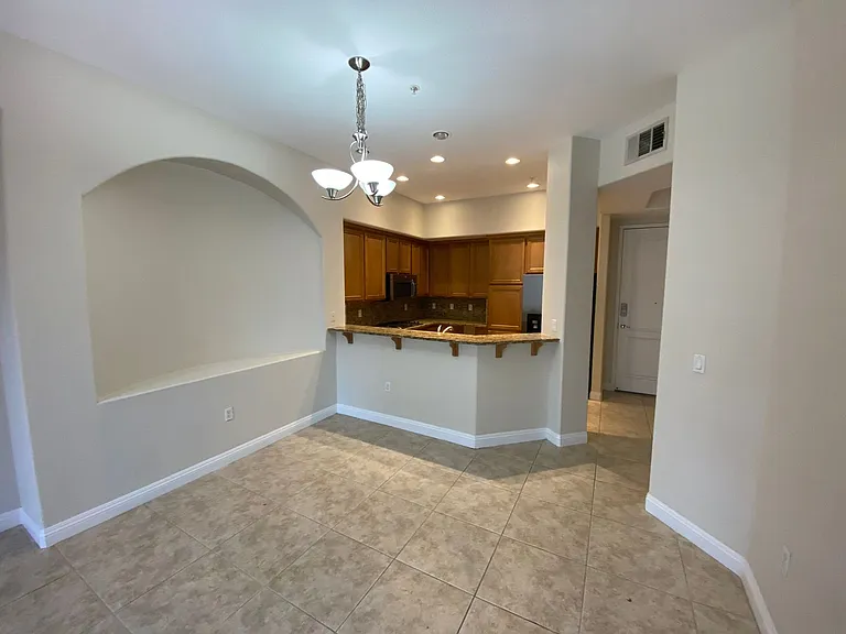 68 E Serene Ave #316 — Photo 4