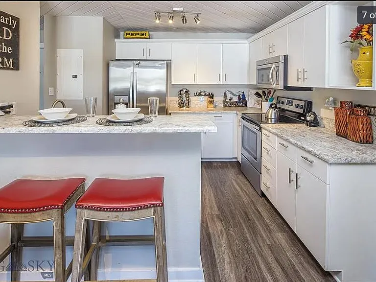 Seating for two at counter