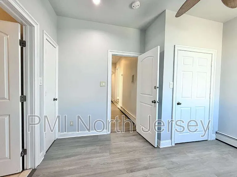 227 Washington Ave — Photo 25