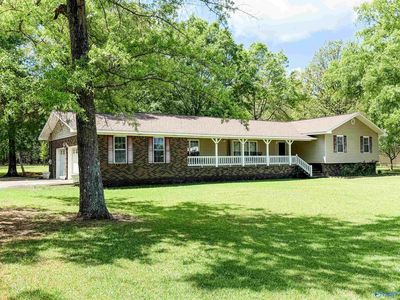520 Diversey St, Rainbow City, AL, 35906