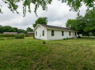 711 N Cameron St, Alice, TX 78332