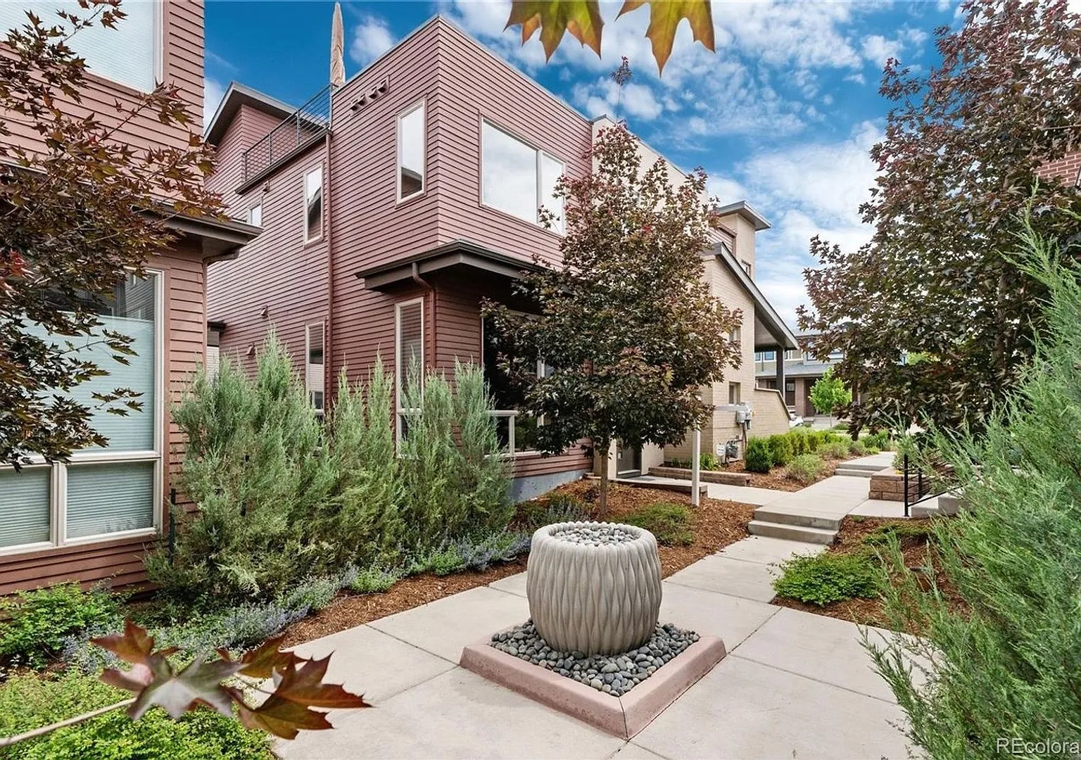 Charming 3BR Townhome in Denver — Photo 2