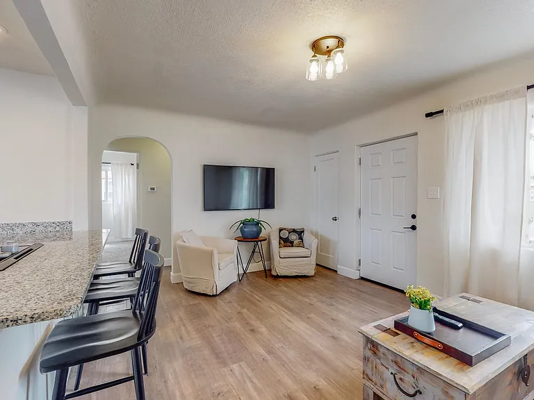 527 Gene Ave NW — Photo 14