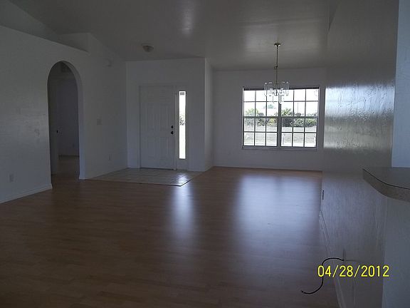 5th image of 419 NW 6th St