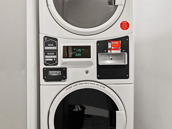 5th image of 30 Belvidere St APT 3
