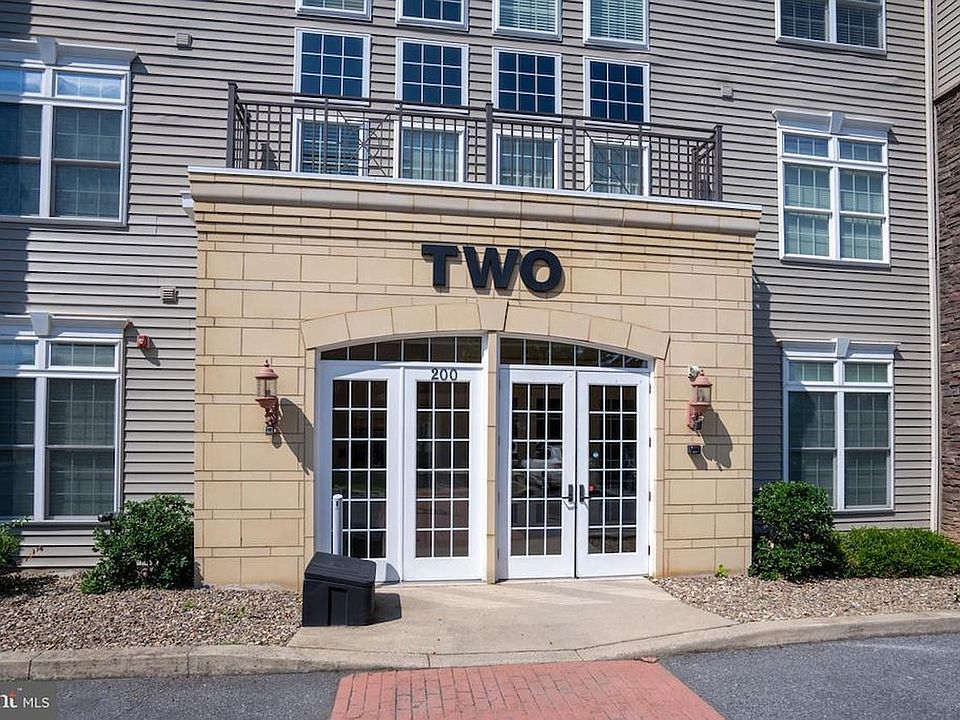 1st image of 200 Jefferson Ave