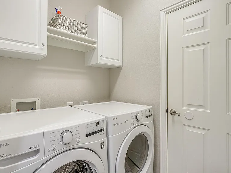 709 Scenic Ranch Cir — Photo 34