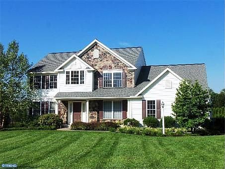 2nd image of 109 Heritage Ct