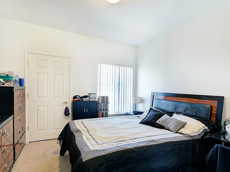 3830 Strawberry Field Grv #B — Photo 12