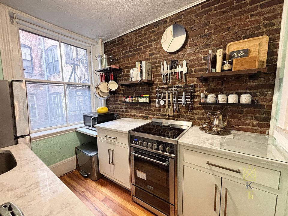 1st image of 21 Revere St APT 1
