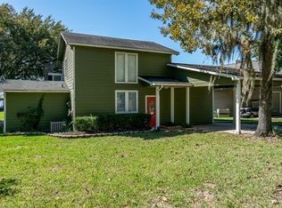 660 W Cattle Dr, Onalaska, TX 77360