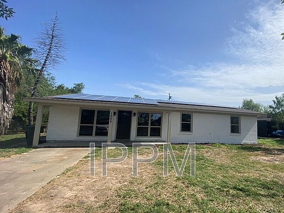 2nd image of 1005 E Crockett Ave