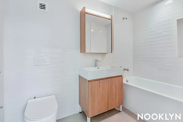 Rented by Nooklyn NYC LLC | media 38