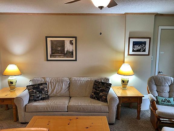3rd image of 1215-17 Silver Crk