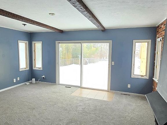 2nd image of 606 Thorpe Dr