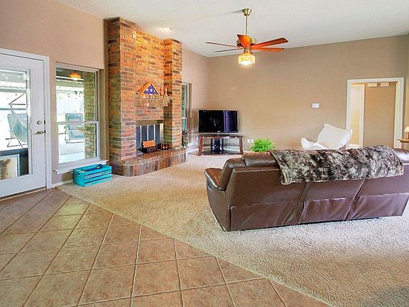 5th image of 11909 Dacca Ct