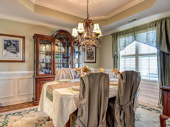 3rd image of 8473 Compass Pointe East Wynd