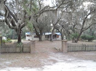 147 Cypress Point Cir, East Palatka, FL 32131