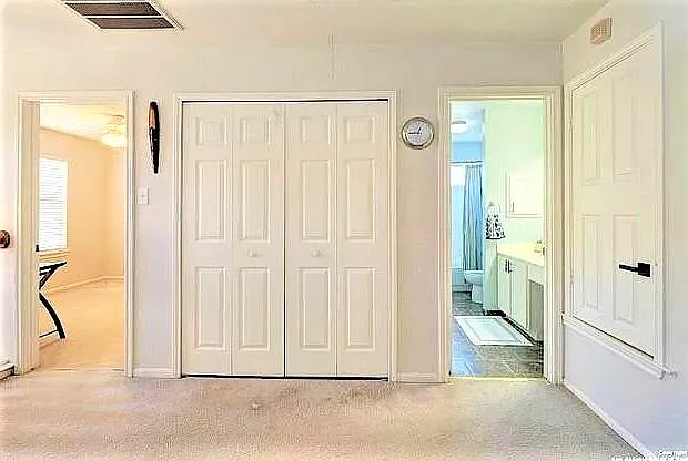 1060 Maltese Ln — Photo 8