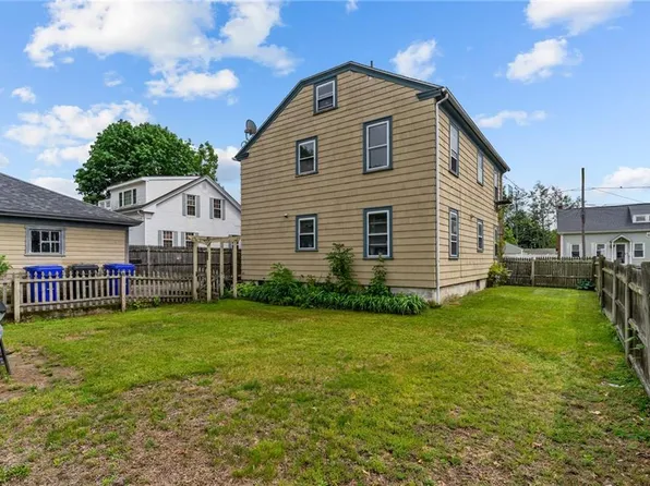 99-100 3rd St, West Warwick, RI 02893