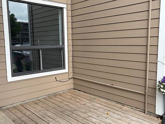 2nd image of 376 Cedar Meadow DRIVE