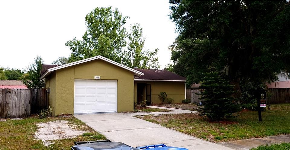 1st image of 13913 Bridgeport Dr