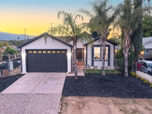 19241 Envoy Ave, Corona, CA 92881