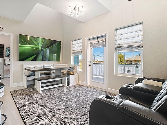 4th image of 8029 Beluche Dr