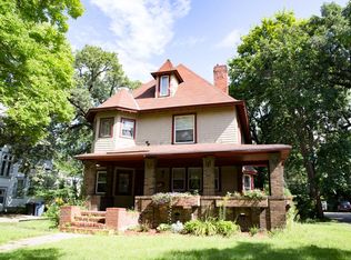 809 6th St SE, Minneapolis, MN 55414